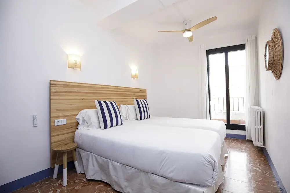 Standard Double room with balcony (twin beds)