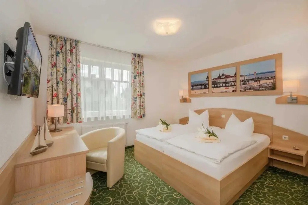 Hotel photo 2