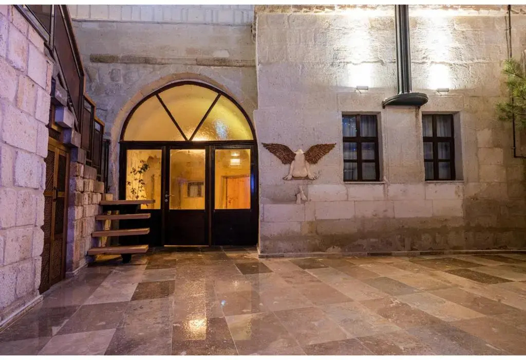 Hotel photo 1