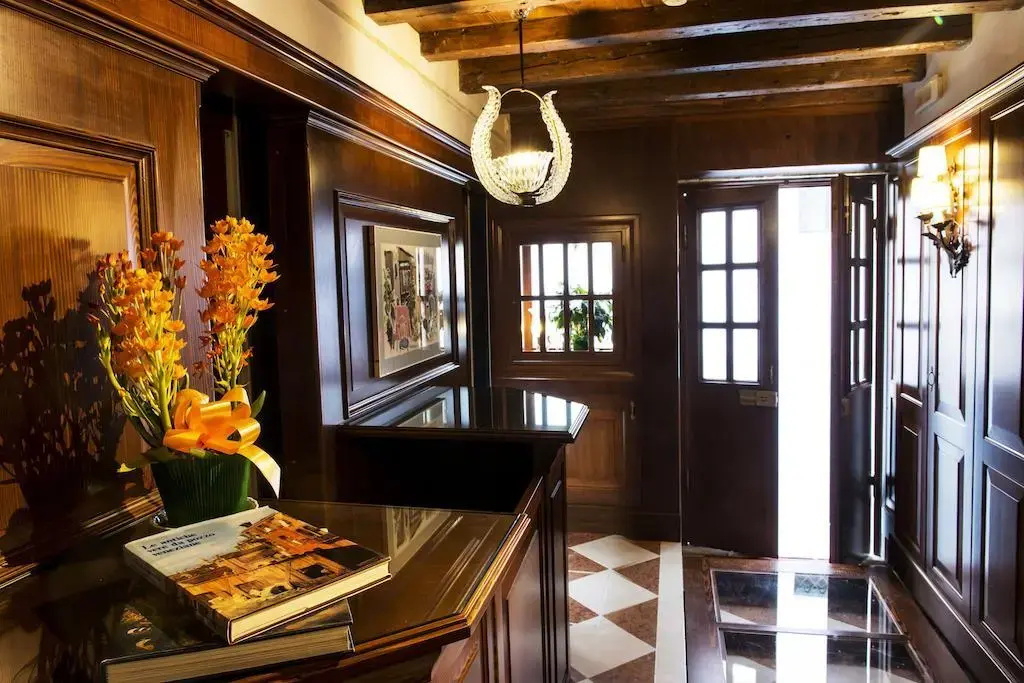 Hotel photo 13