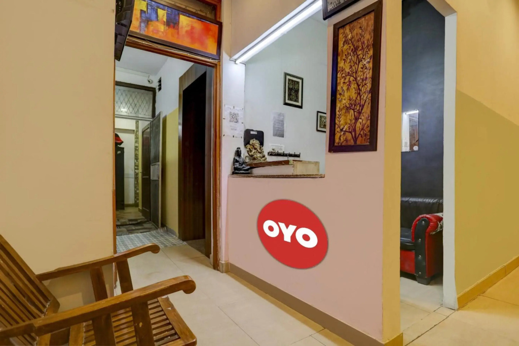 OYO Flagship 80530 Golden Home Stay