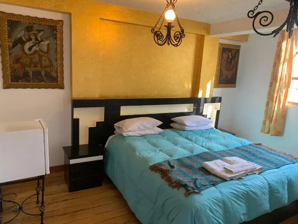 Deluxe Double room (full double bed)