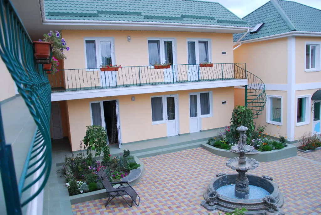 Hotel photo 12