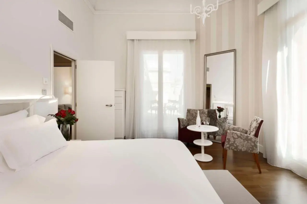 Hotel photo 42