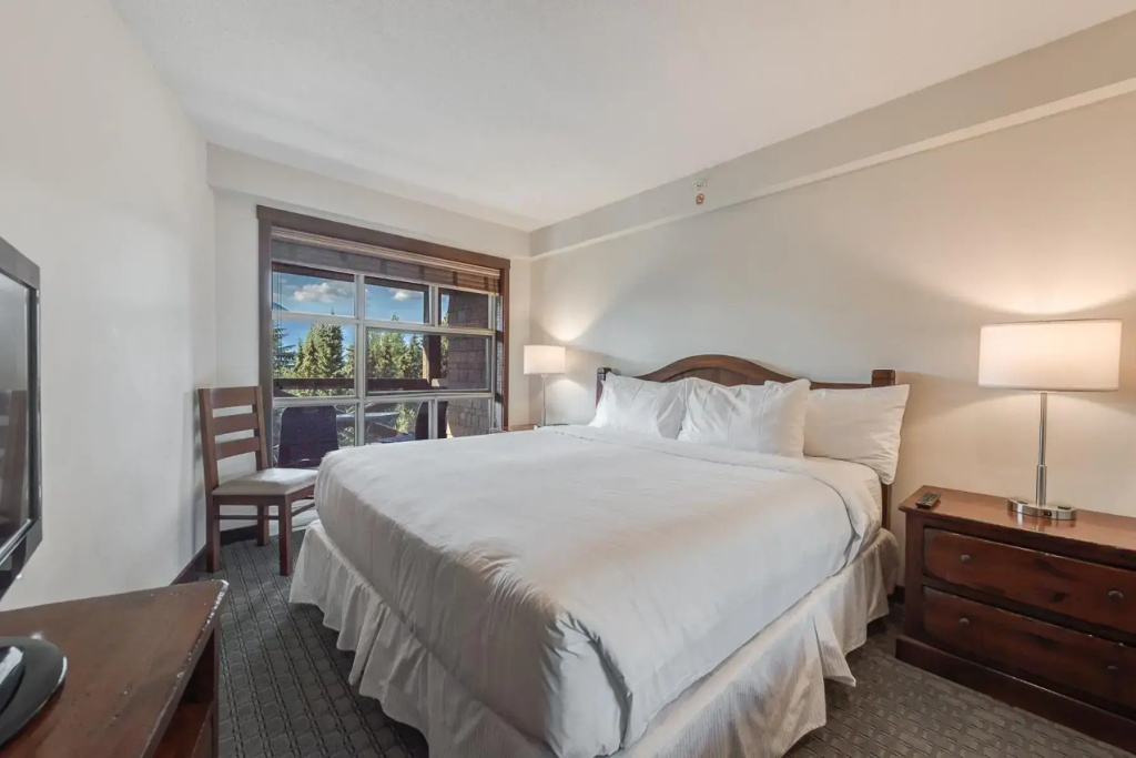 Blackcomb Springs Suites by CLIQUE - Général