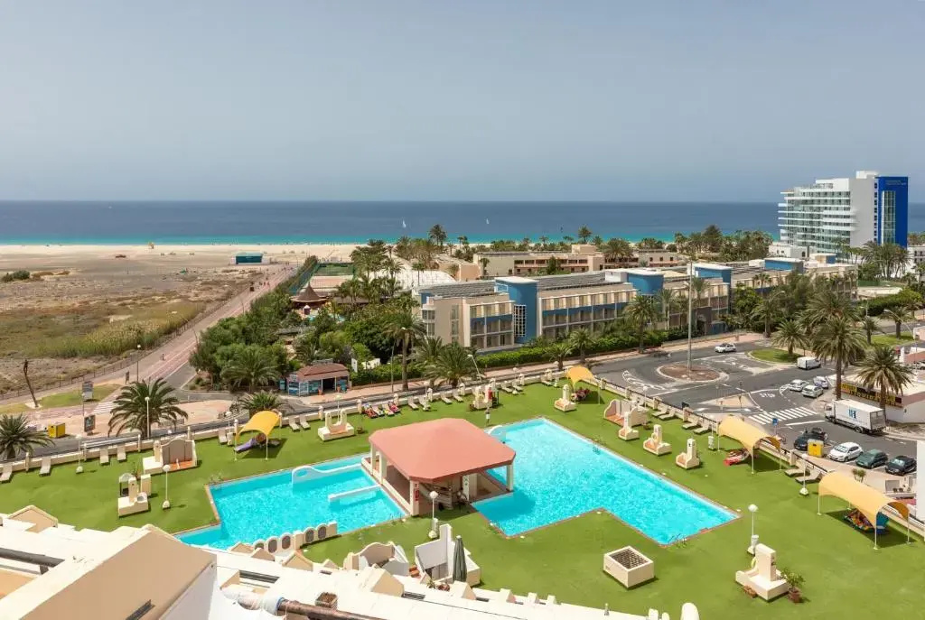 beach at 250 m, ocean view, 2 bedrooms, Wi-Fi