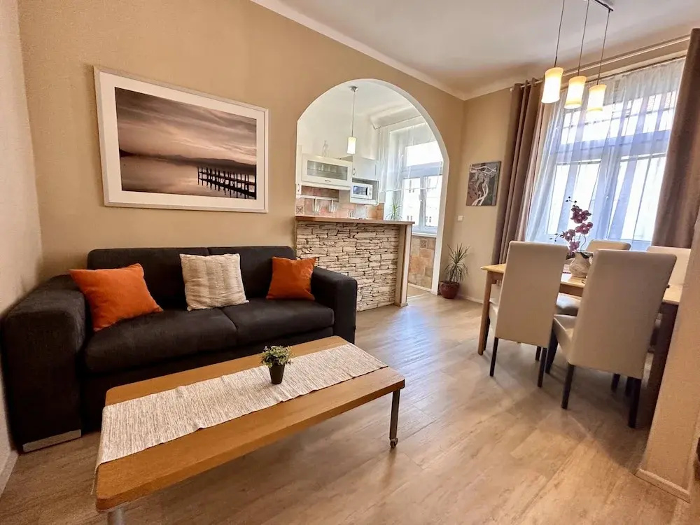 Deluxe Apartment