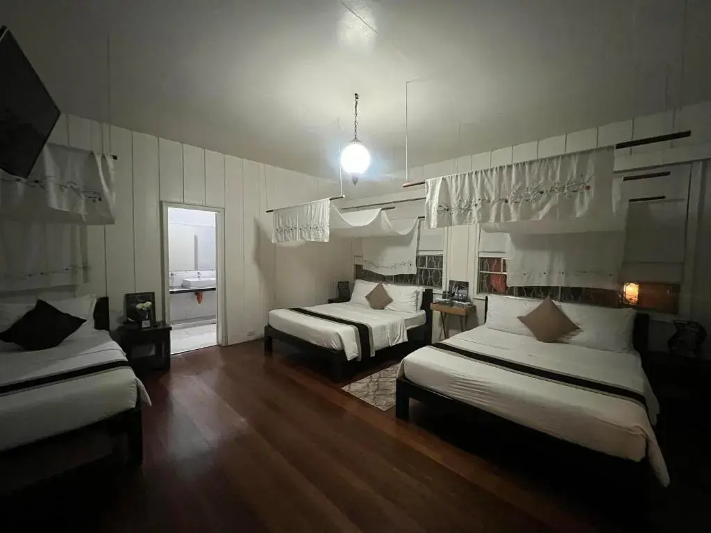 Standard Family room