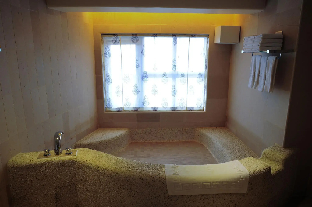 Luxury room