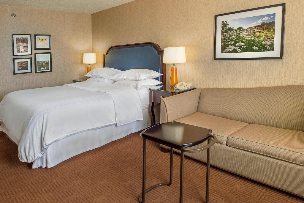 Sheraton Westport Plaza Hotel St. Louis - Chambres