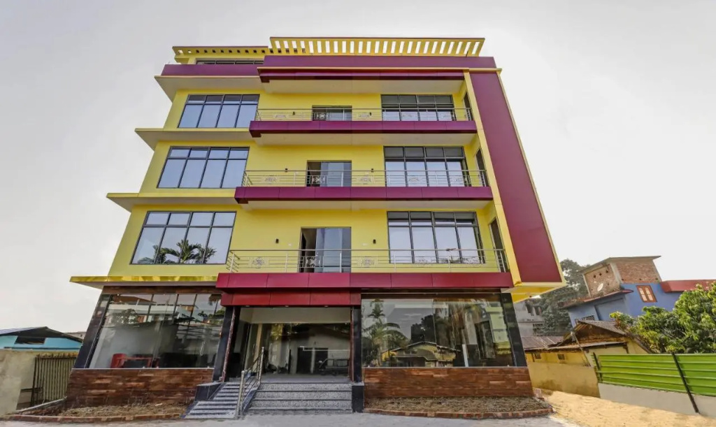 Capital O 9671 Hotel Rudraksh Inn