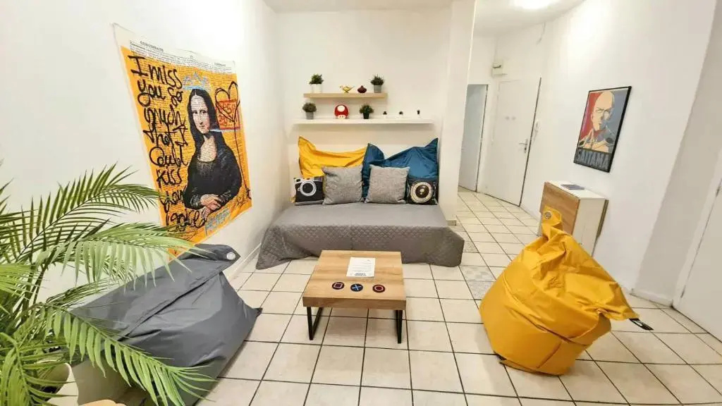 Afficher la photo 8 — GregBnb-com - T2 Geek and Zen - 10min Gare - Wifi Fibre