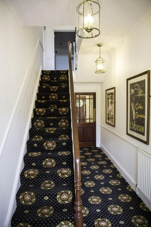 Charlton Kings Hotel - Général