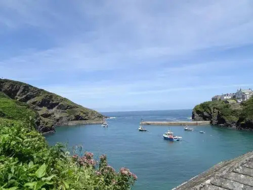 Beach & Waterfront