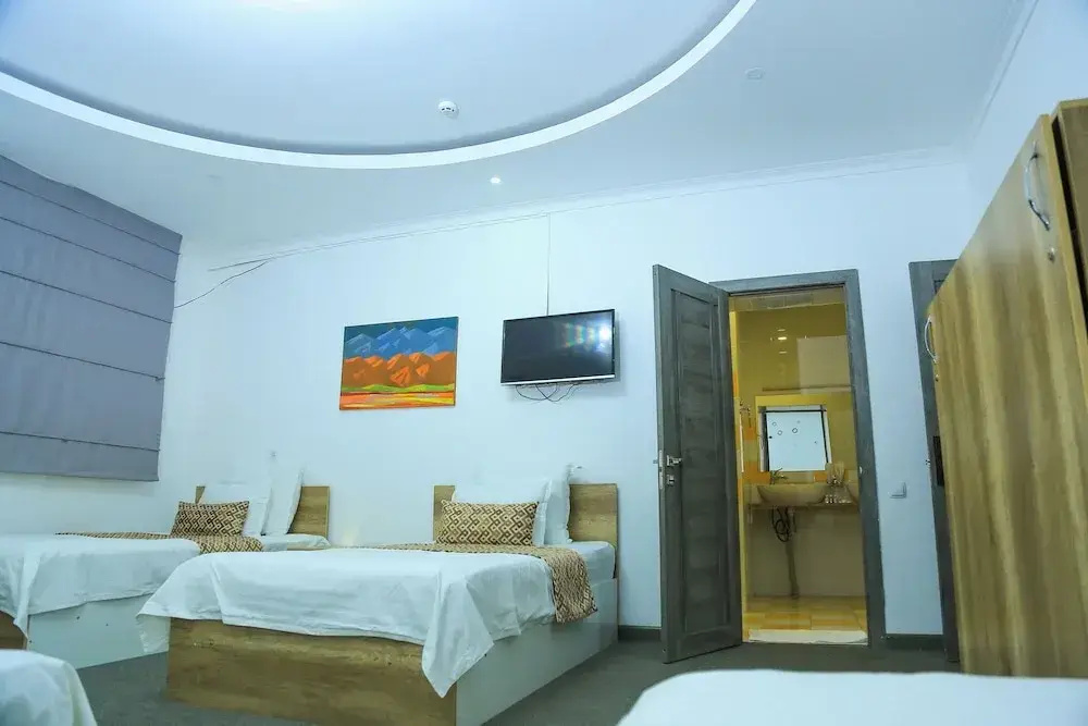 Economy room