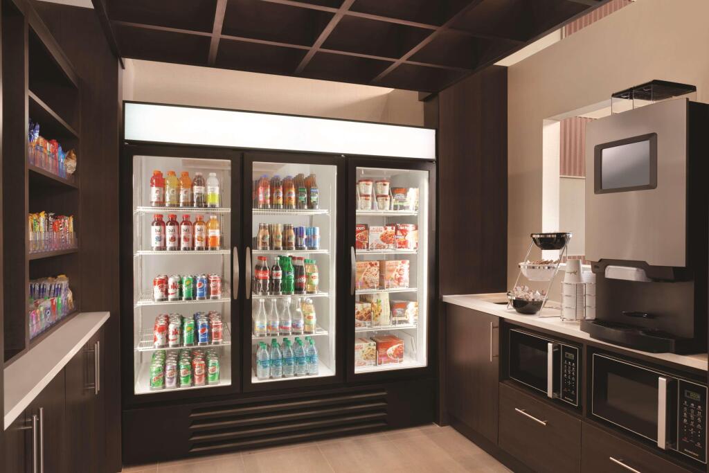 Radisson Hotel Charlotte Airport (CLT)