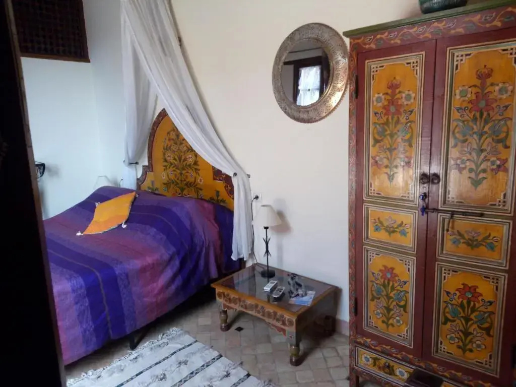 Standard Double room (full double bed)