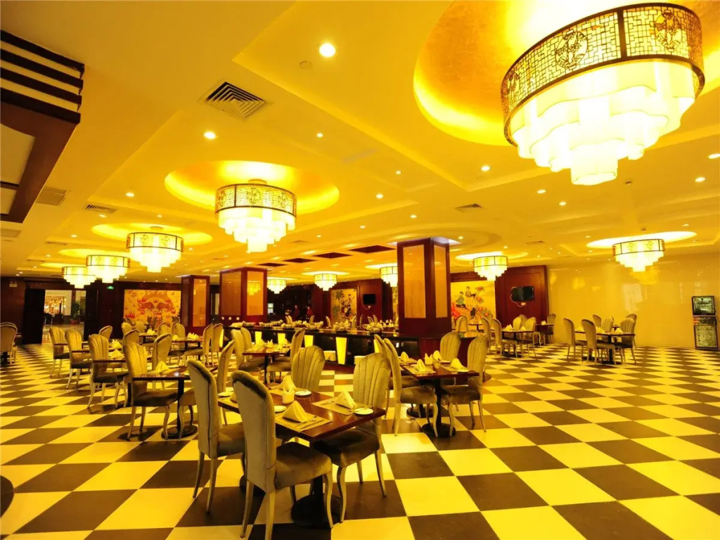 Food & Beverage