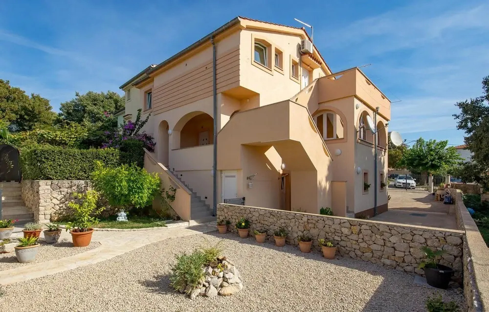 Awesome Home in Garica With Wifi and 3 Bedrooms