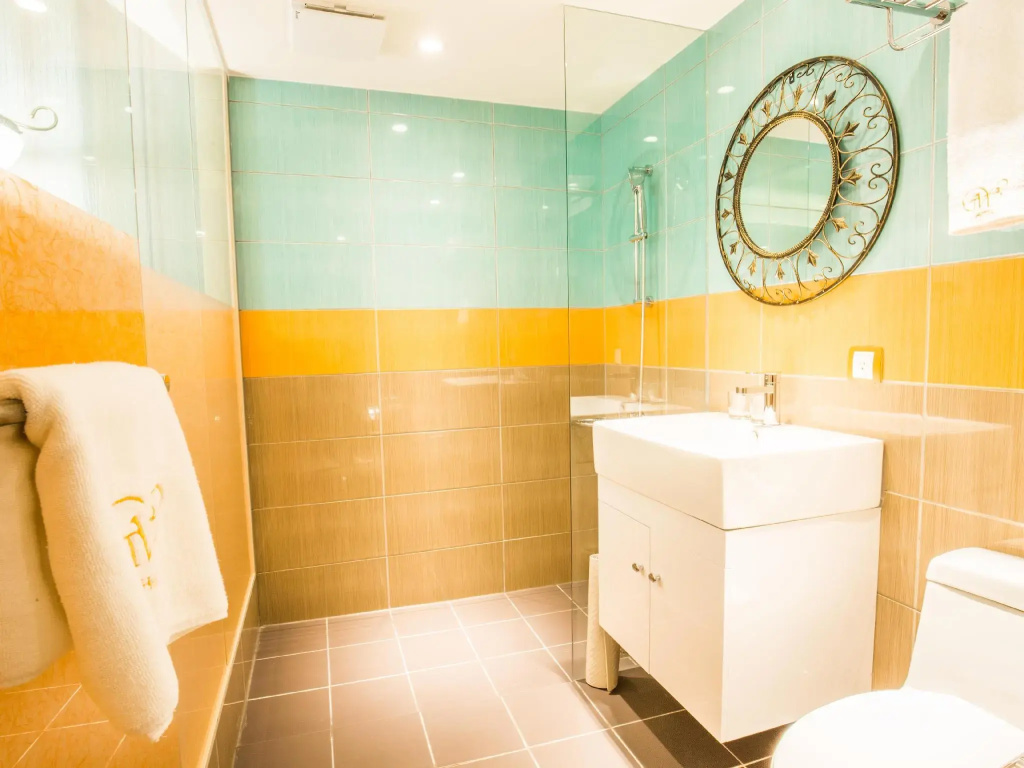 Superior Double room (full double bed)