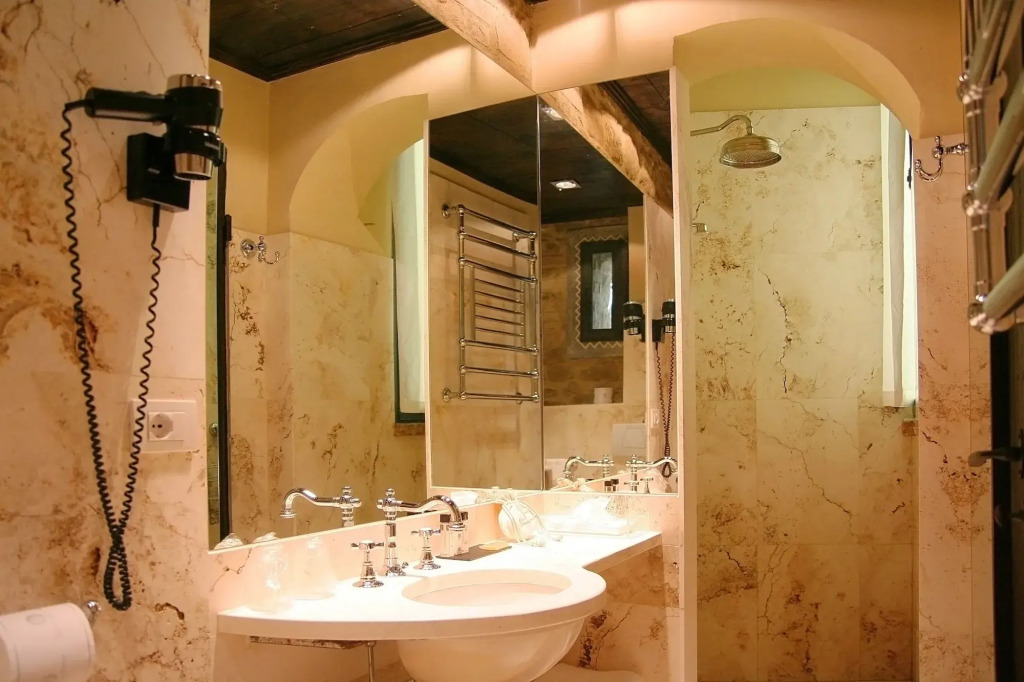 Castello di Monterone by null