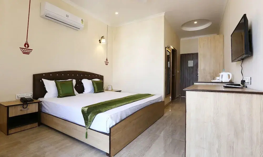 Standard room with balcony