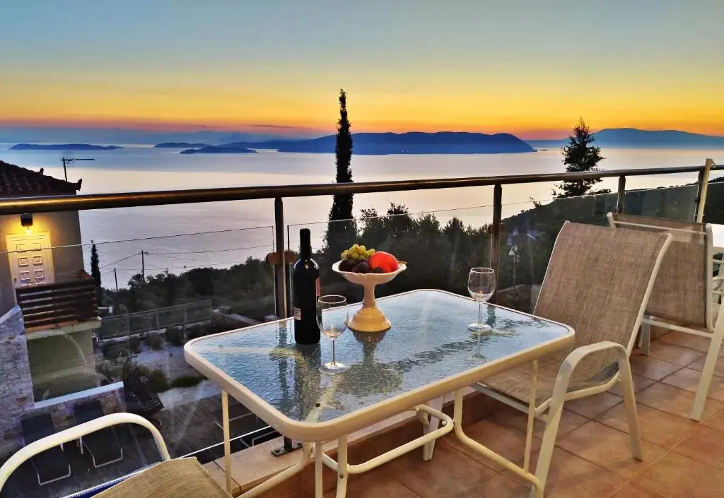 Standard Double room with sea view (full double bed)