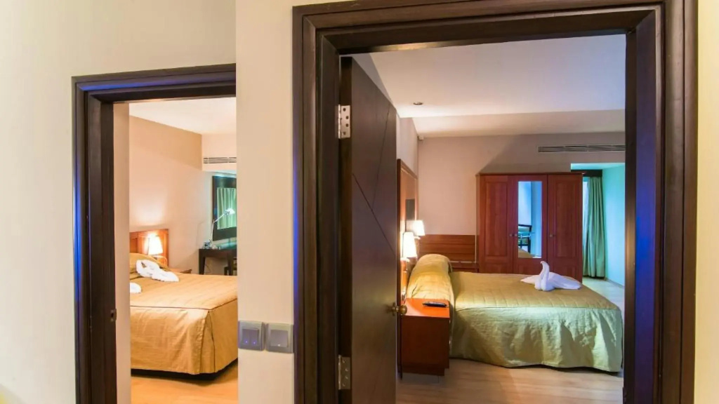 Hotel photo 42