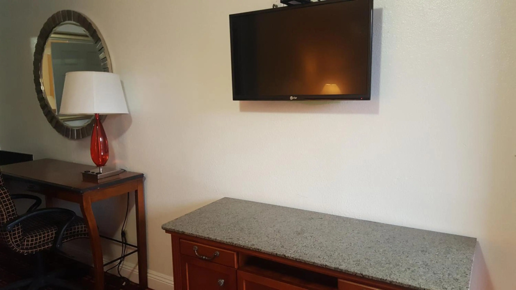 Flamingo Inn Long Beach — 2