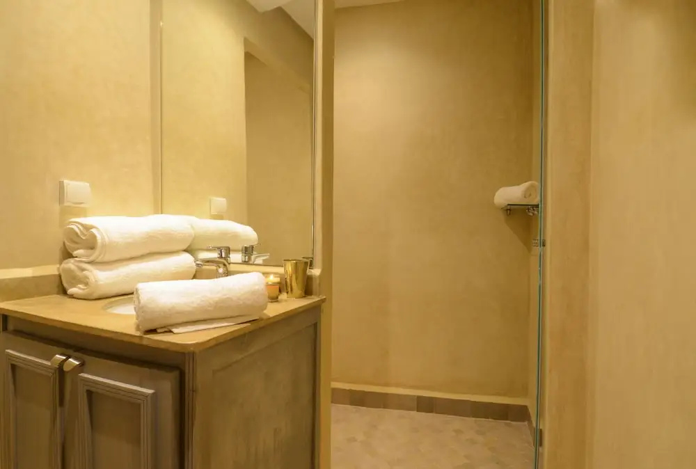 Superior Double room (full double bed)