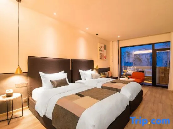 Standard Double room with balcony (twin beds)