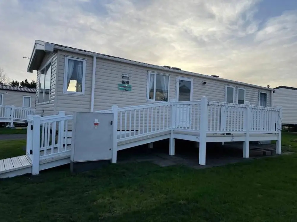Cozy 3 Bedroom Mobile Home in Longniddry, Perfect for Families