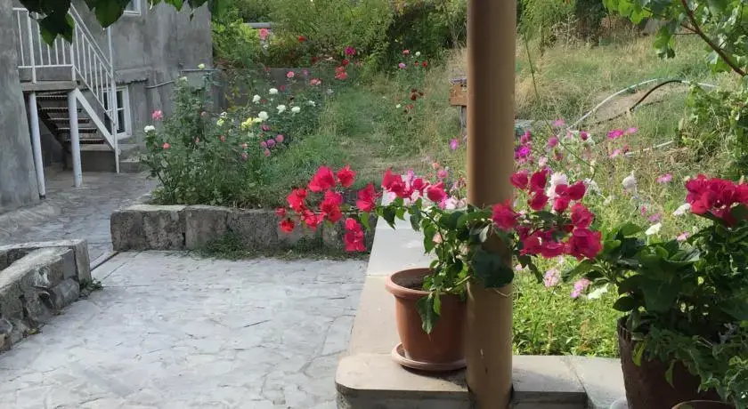 Guest House Topaz