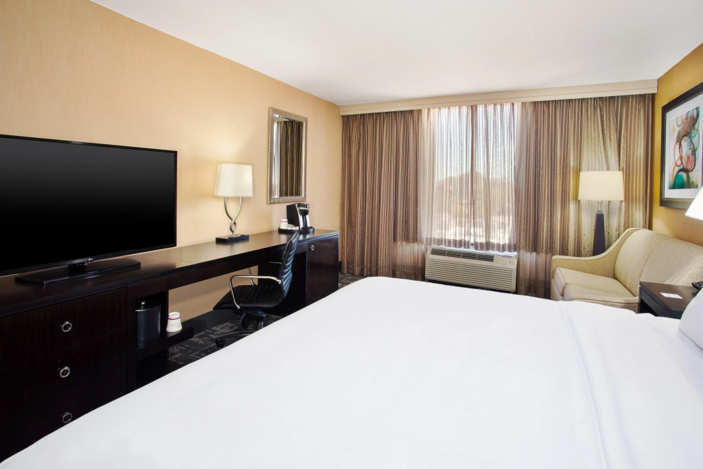 Crowne Plaza Hotel Greenville-I-385-Roper Mtn Rd by IHG - фото 7