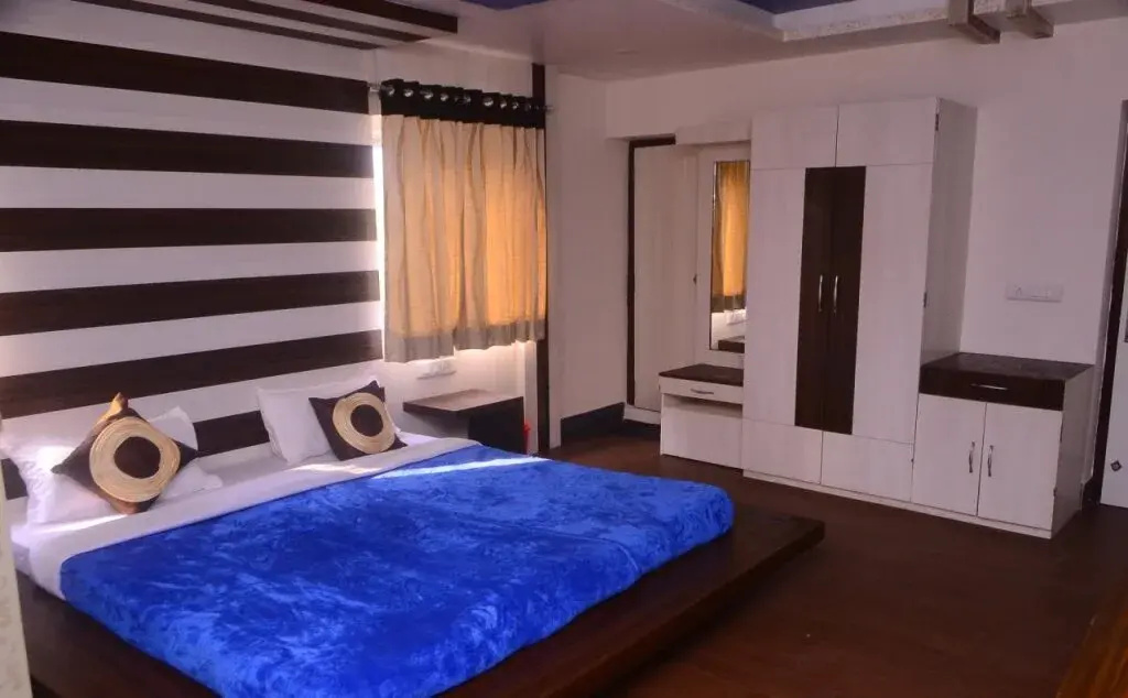Hotel photo 12
