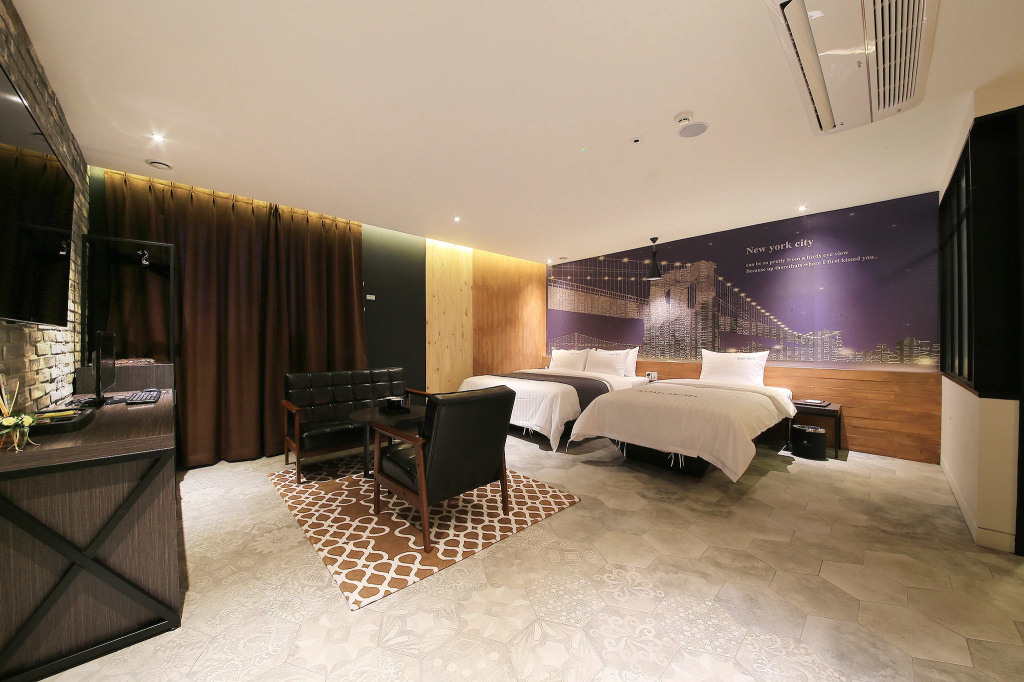 Deluxe Family room