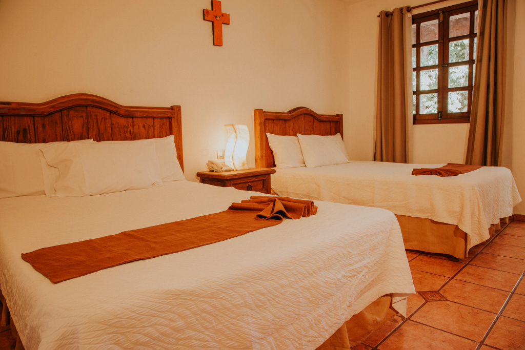 Hotel Holly — 5