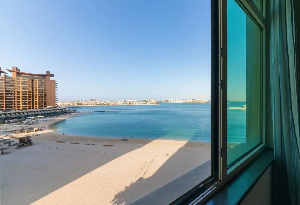 Beach & Waterfront