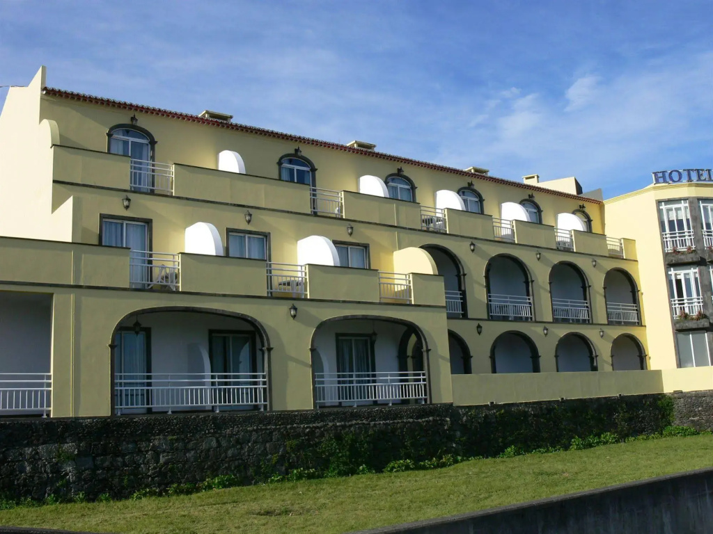 Vinha da Areia Beach Hotel