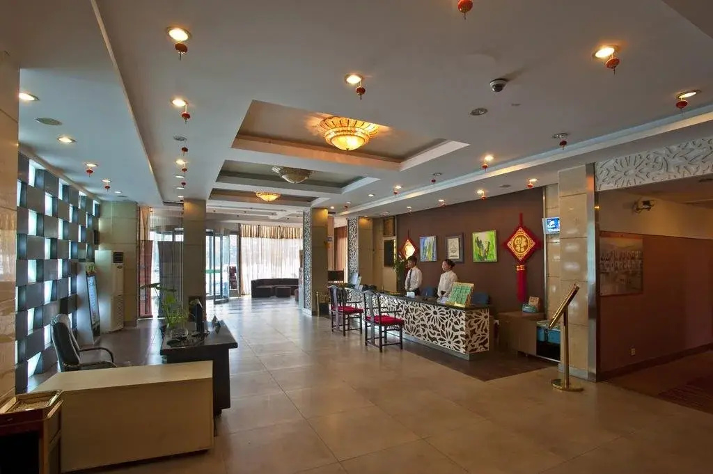 Biway East Garden Hotel - фото 9