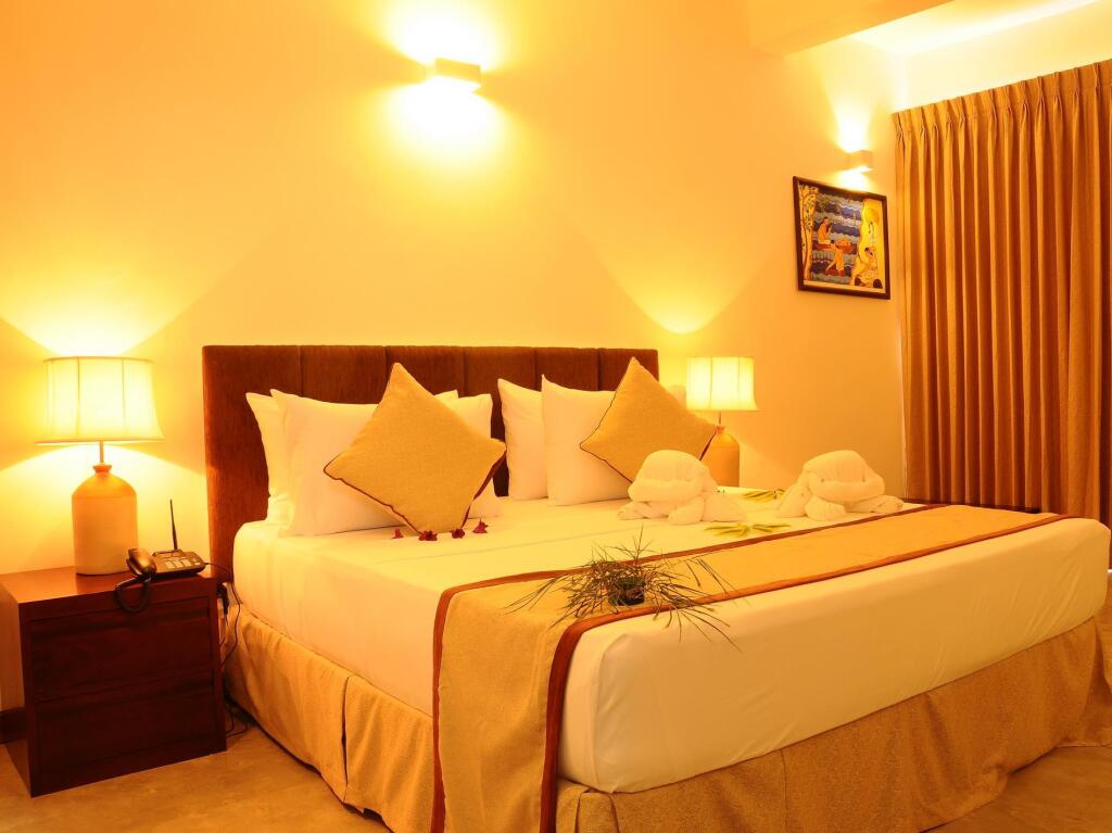 South Lake Resort
