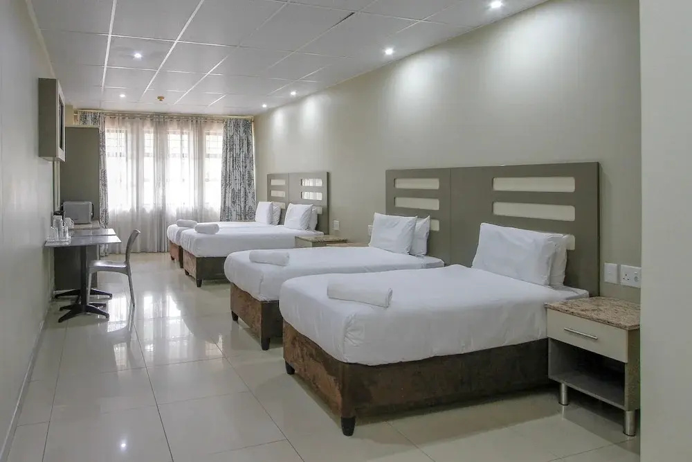 Hotel photo 12