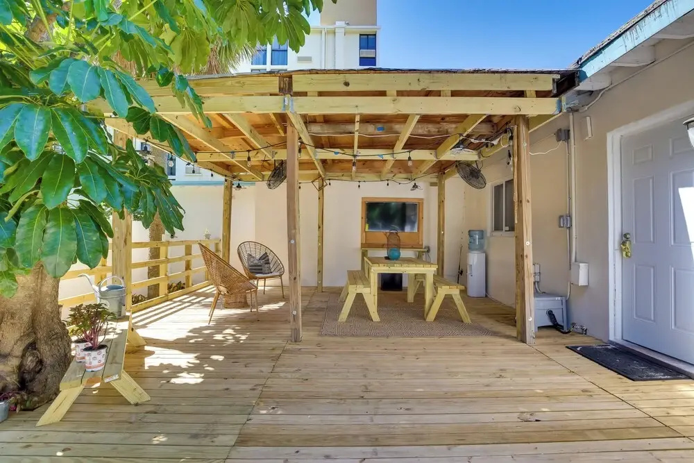 Steps to Deerfield Beach: Home w/ Private Patio!