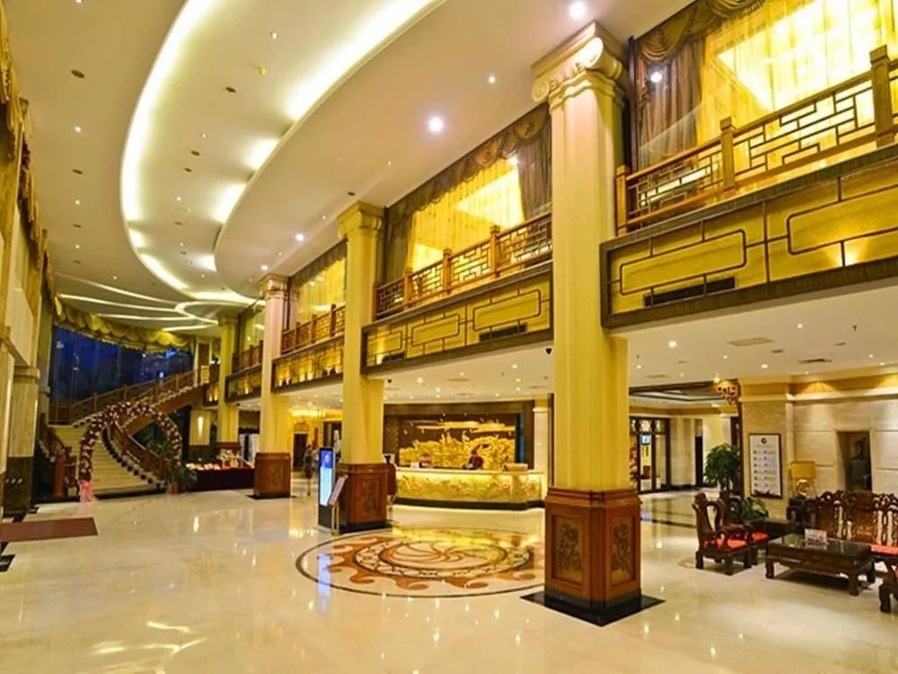 Lobby & Reception