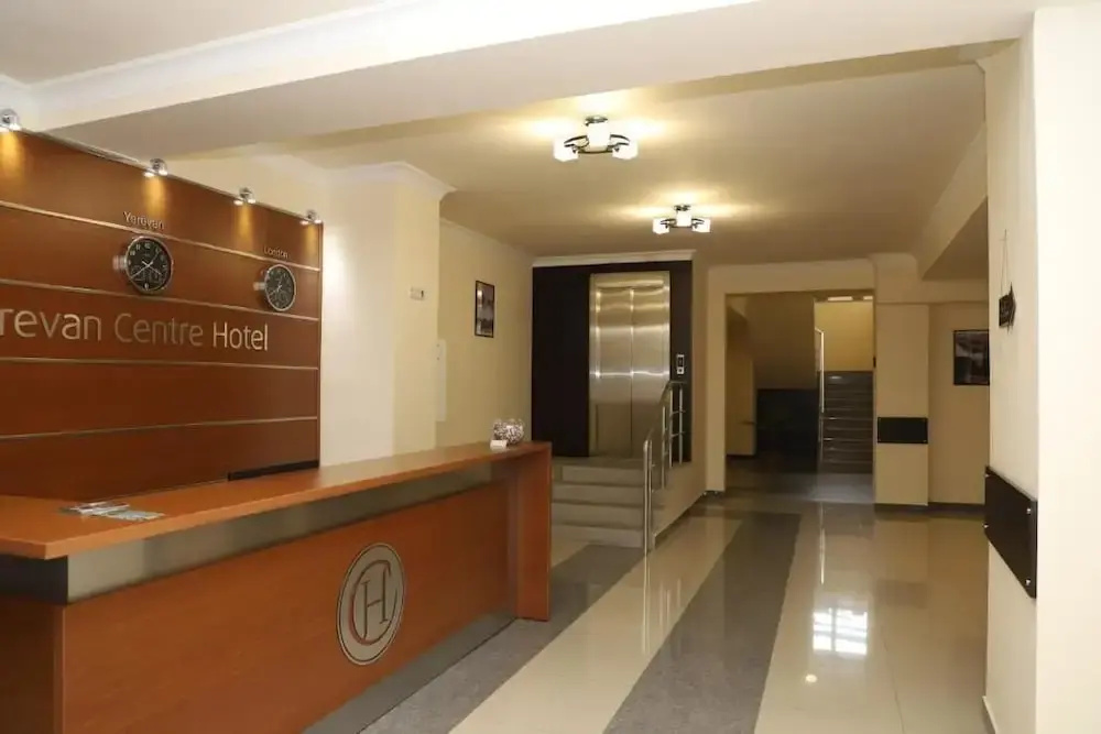 Hotel photo 12