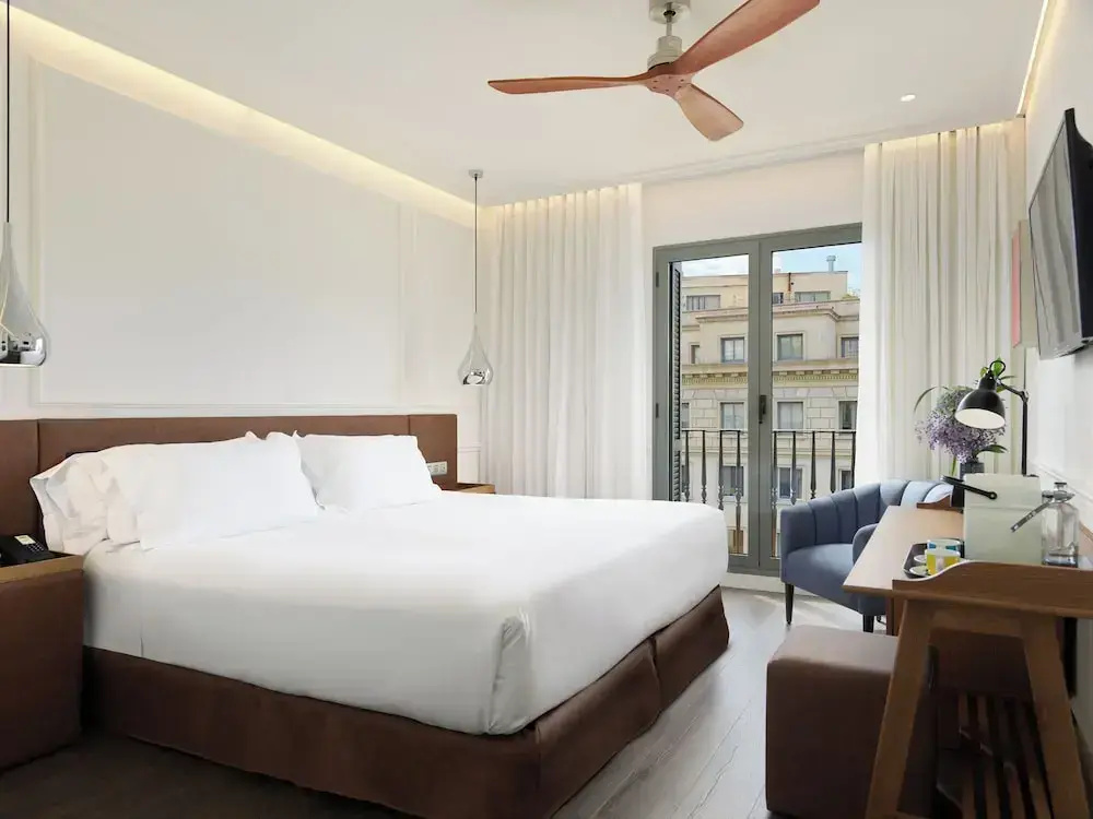 H10 Universitat Hotel - Chambres
