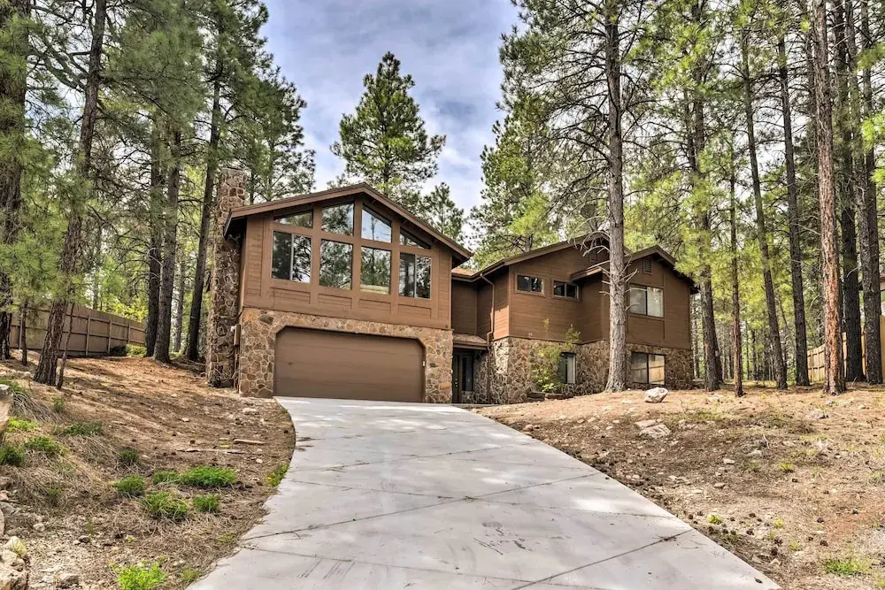 Flagstaff Home w/ Back Deck - 5 Mi to Downtown