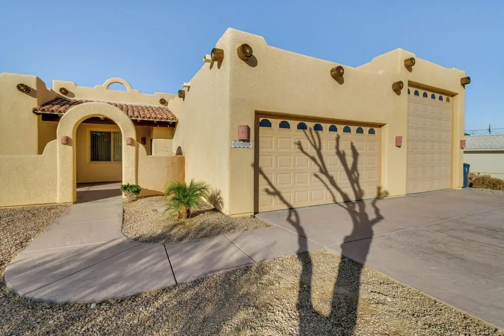 Putting Green & Mtn View: Lake Havasu City Home!