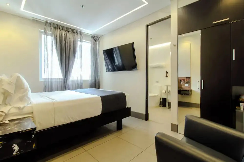 Economy room