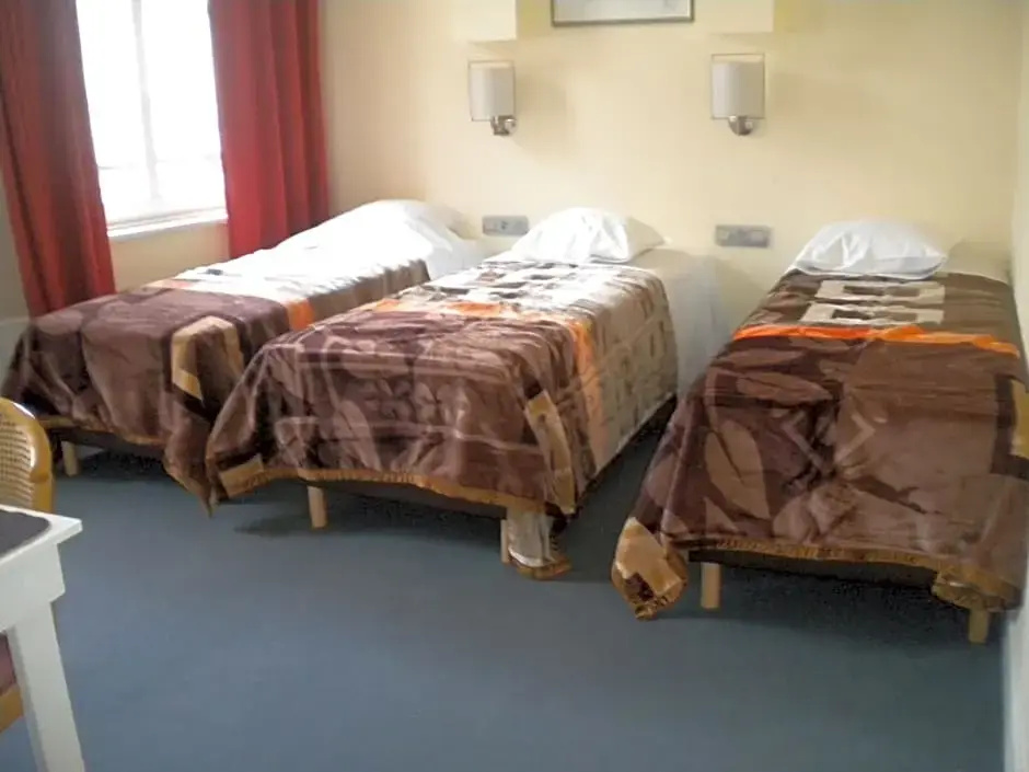 Economy room